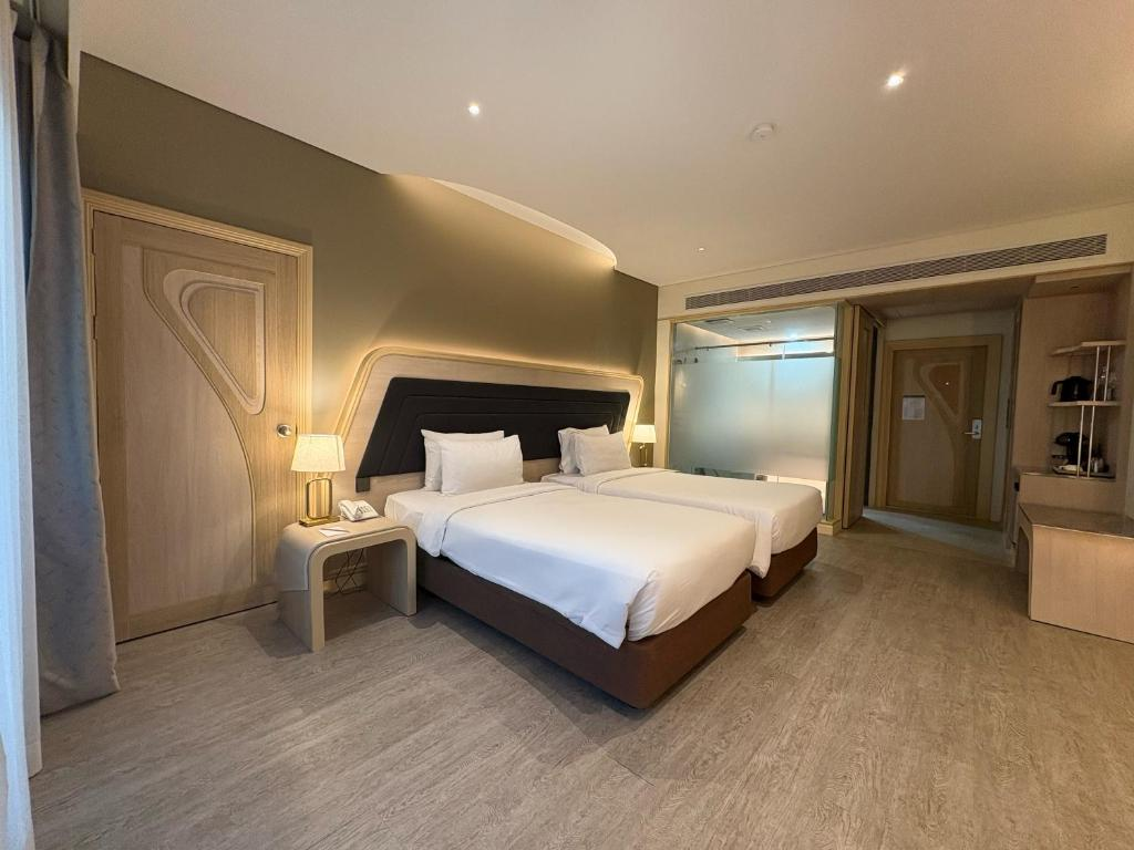 Amora Beach Resort image (1)
