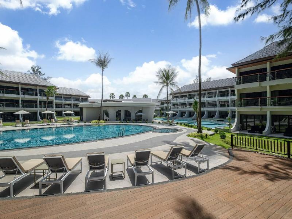 Amora Beach Resort image (6)