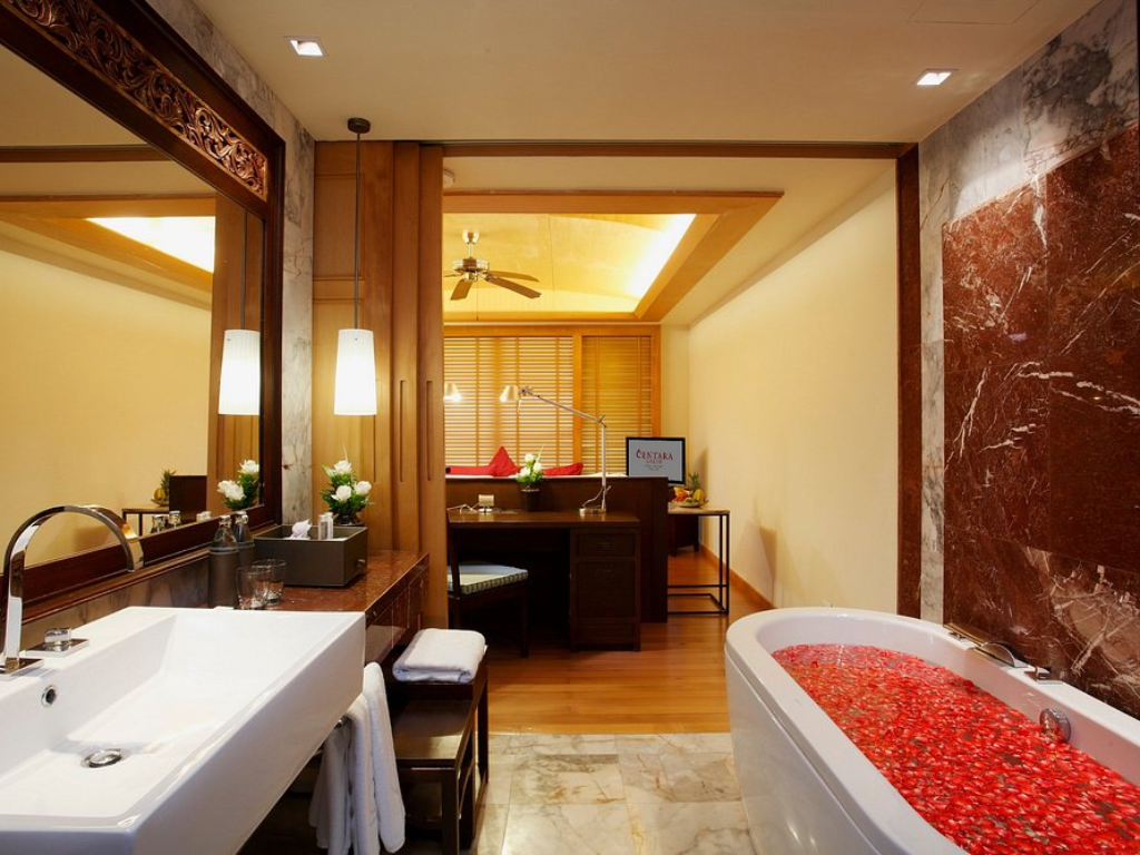 Centara Grand Beach Resort inside image (3)