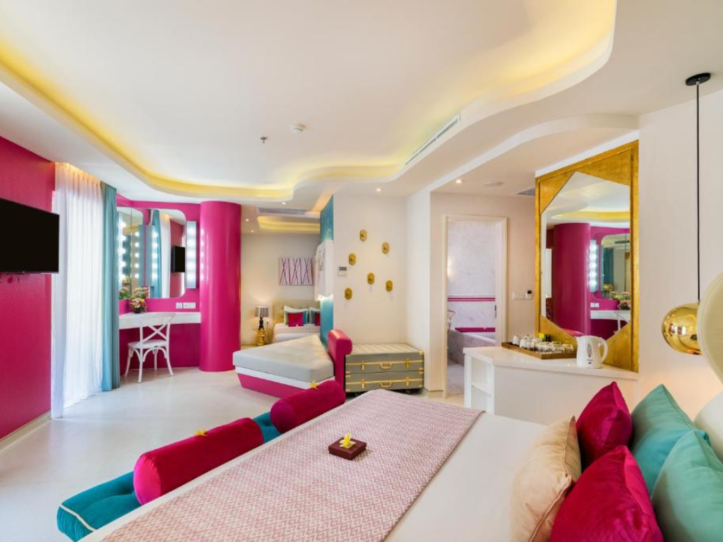 Grand Mirage Resort inside image (4)