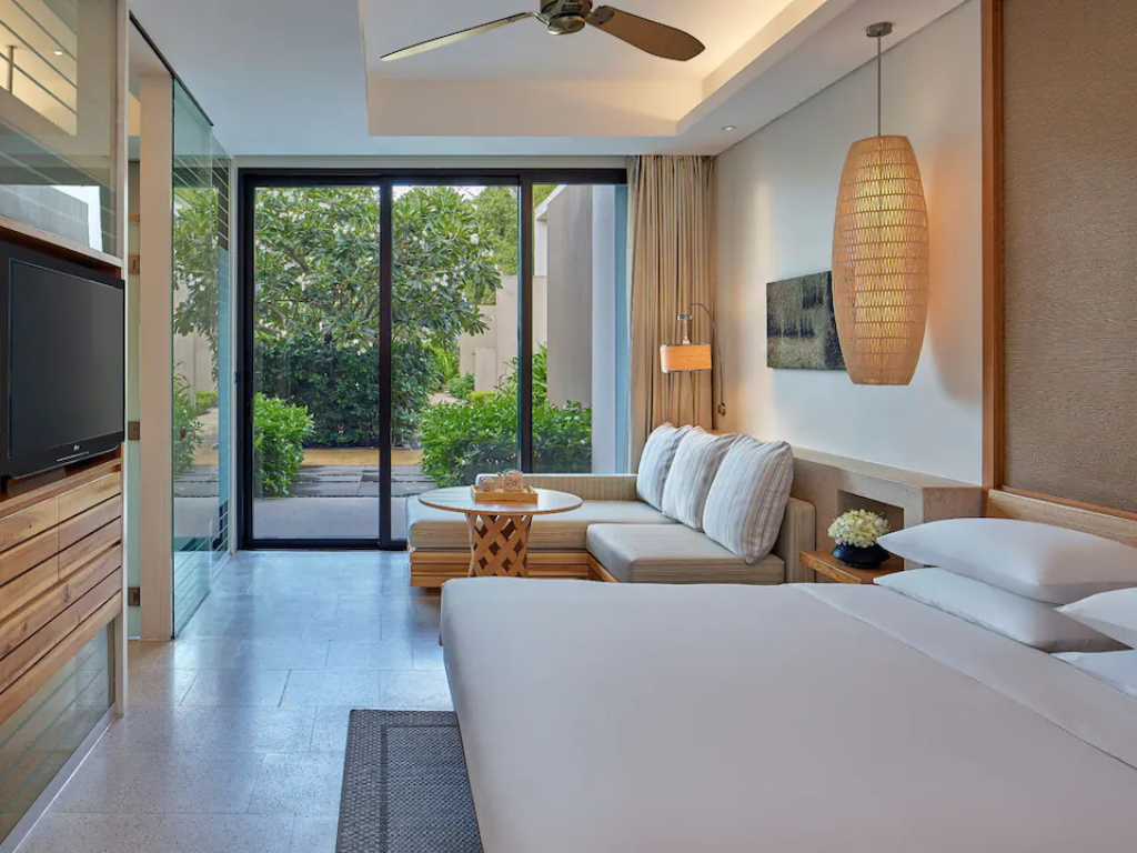 Hyatt Regency Danang inside image (2)