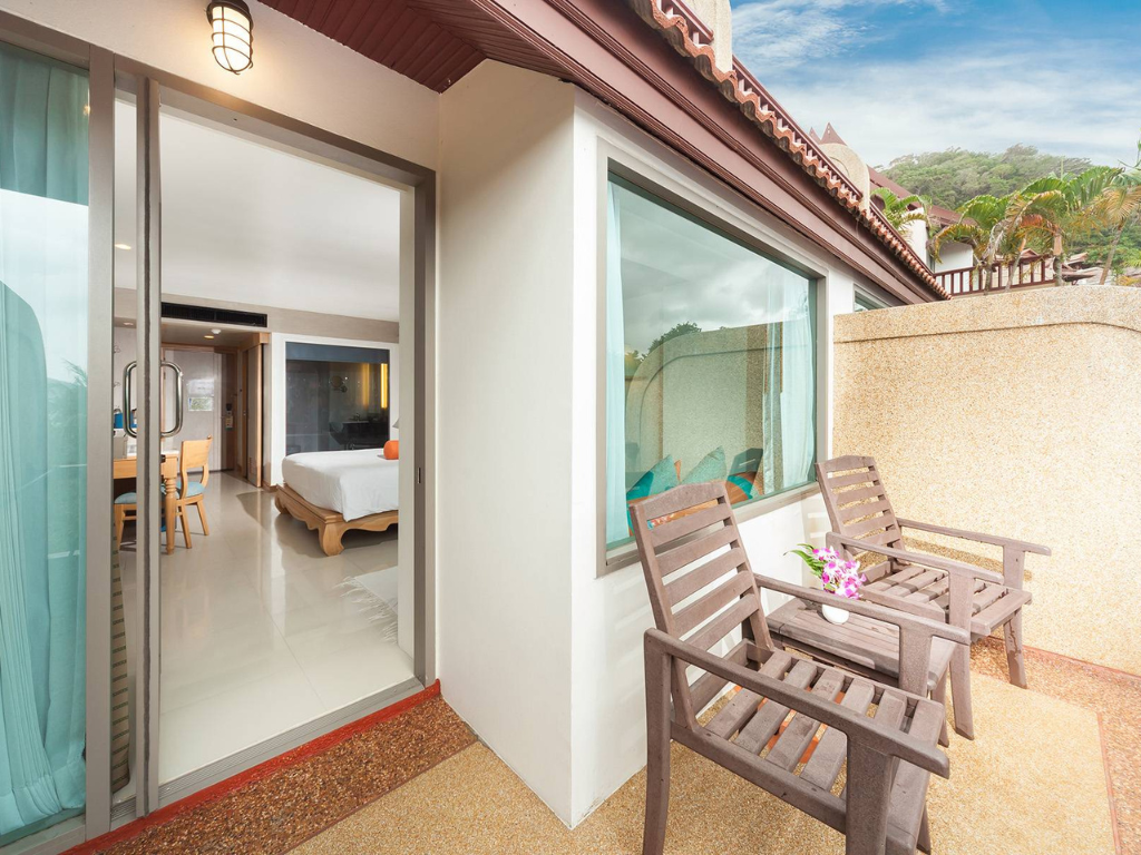 Novotel Phuket Resort inside image (2)