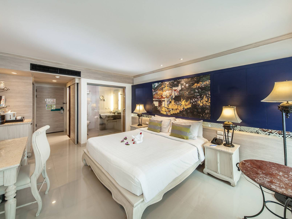 Novotel Phuket Resort inside image (3)