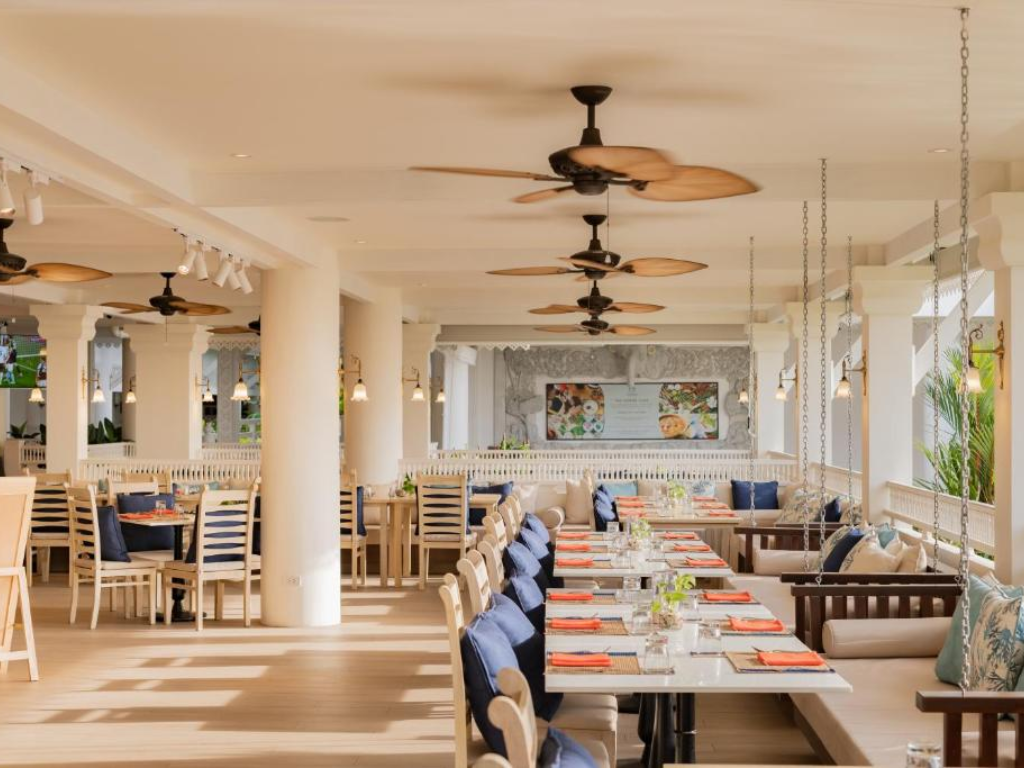 Thavorn Beach Village Resort & Spa image (2)