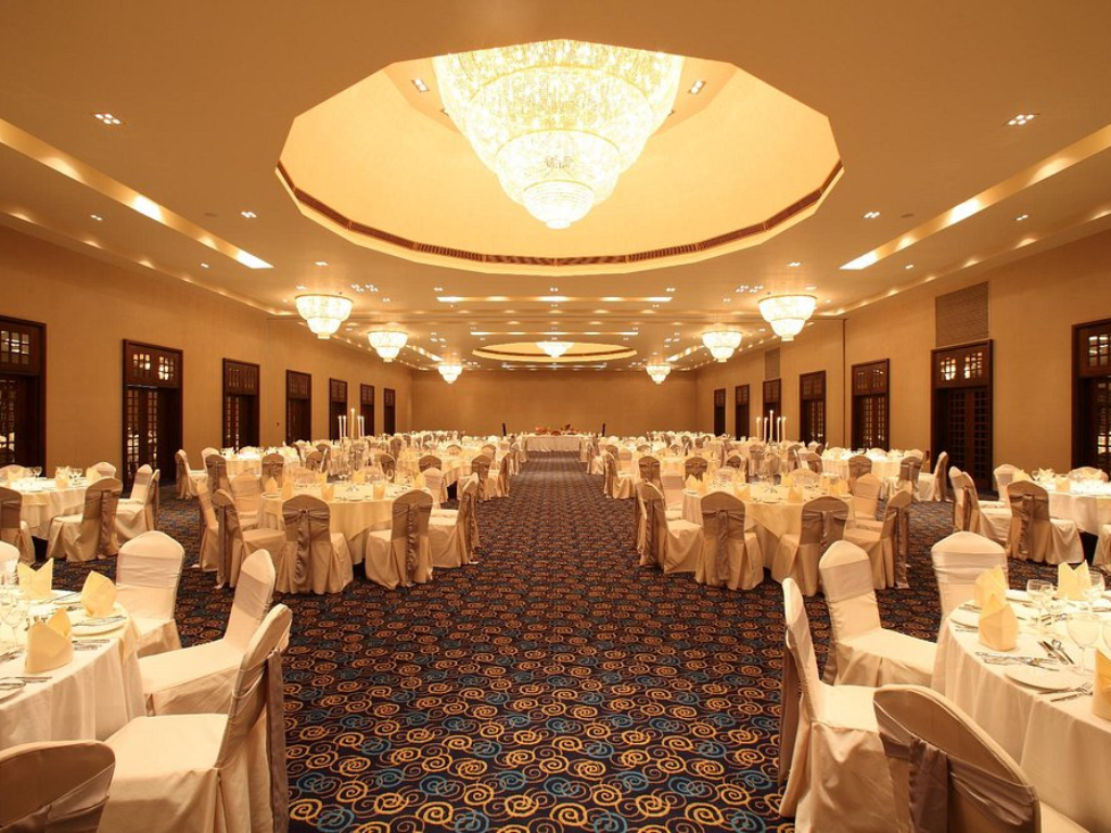 The Blue Water Resort & Spa inside image (3)