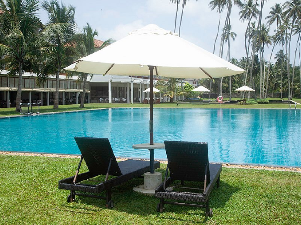 The Blue Water Resort & Spa inside image (5)